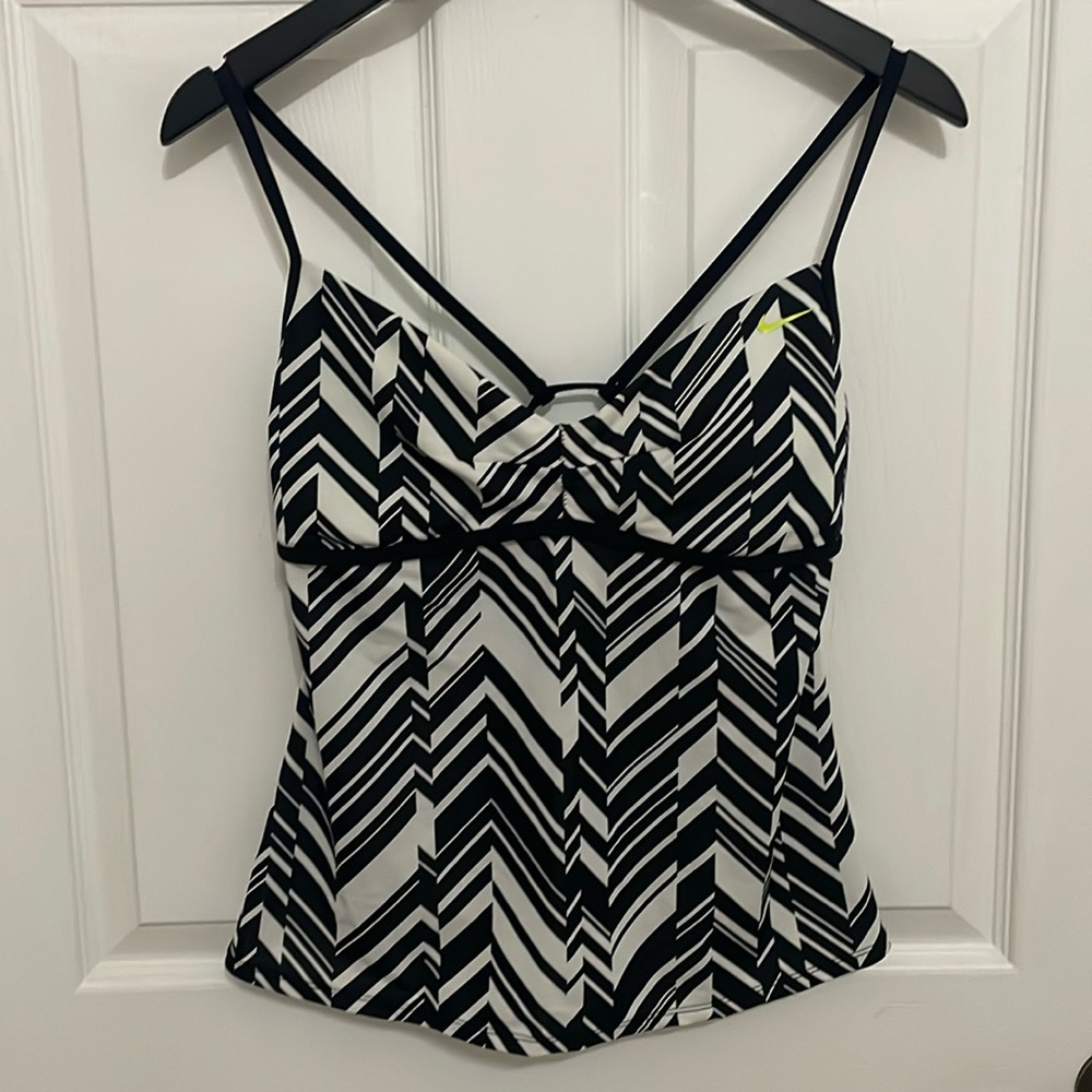 Nike women’s swim black and white tankini